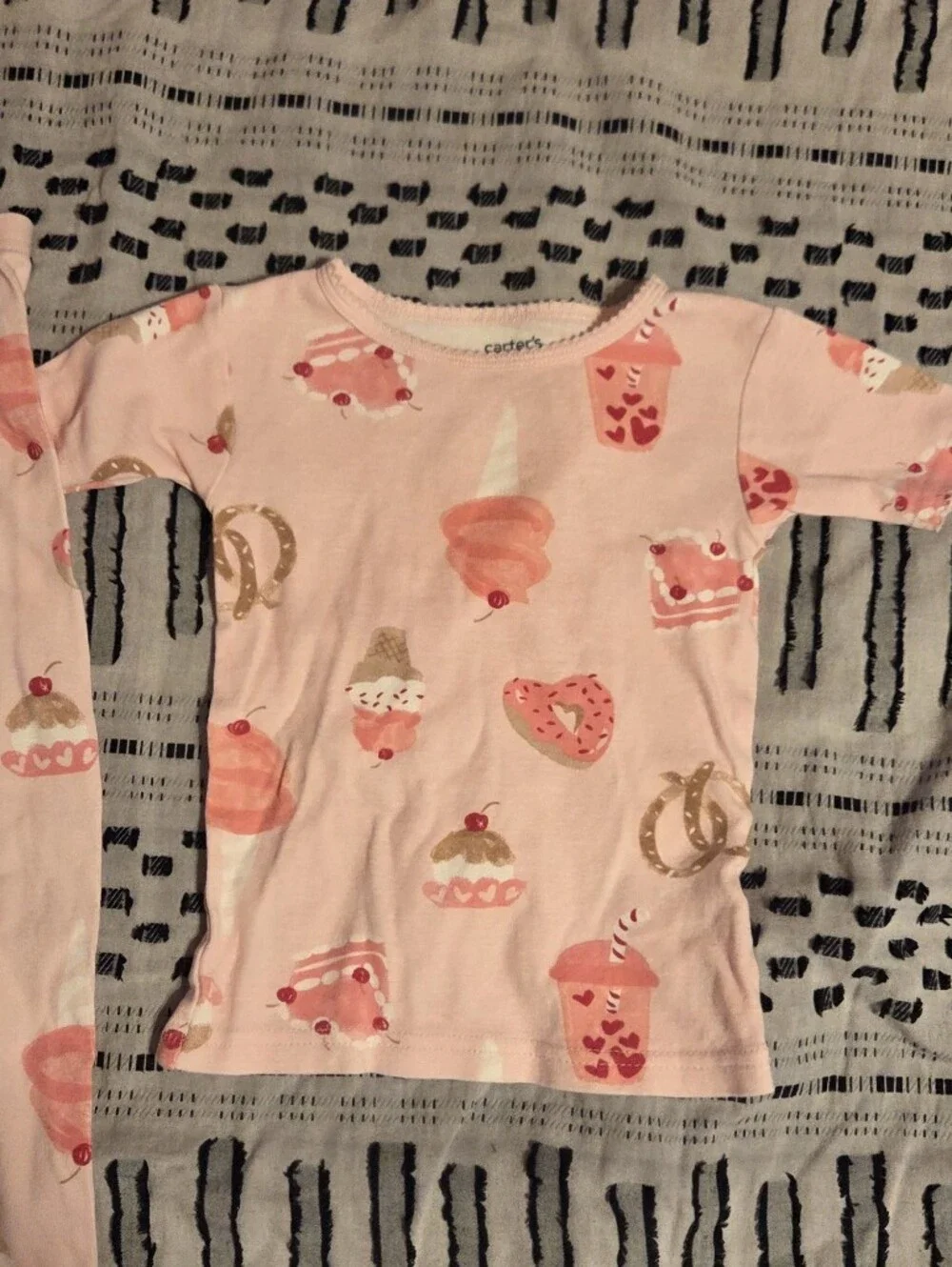 Carter's Light Pink Dessert & Pretzel Short Sleeve Pajama Set Size 3T 100% Cotto